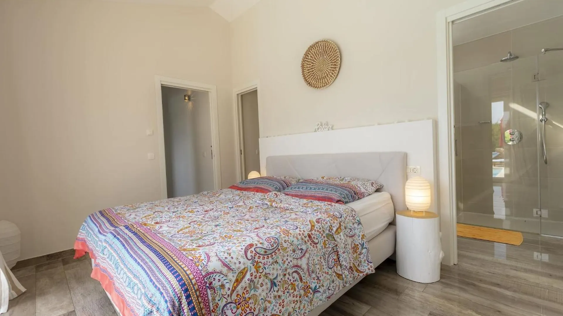 Villa Red House Trget With Swimming Pool, Sauna And Jacuzzi Labin  Hırvatistan
