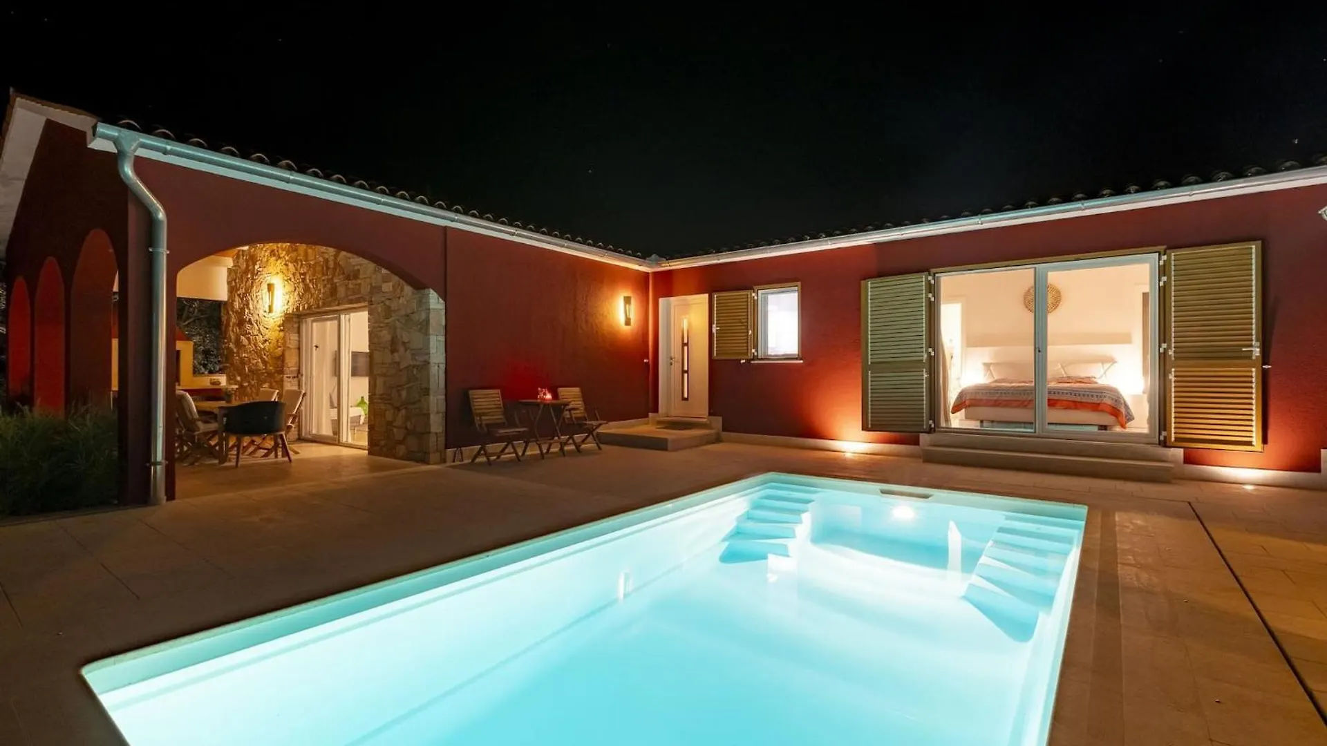Red House Trget With Swimming Pool, Sauna And Jacuzzi Labin  Villa Labin (Istria)